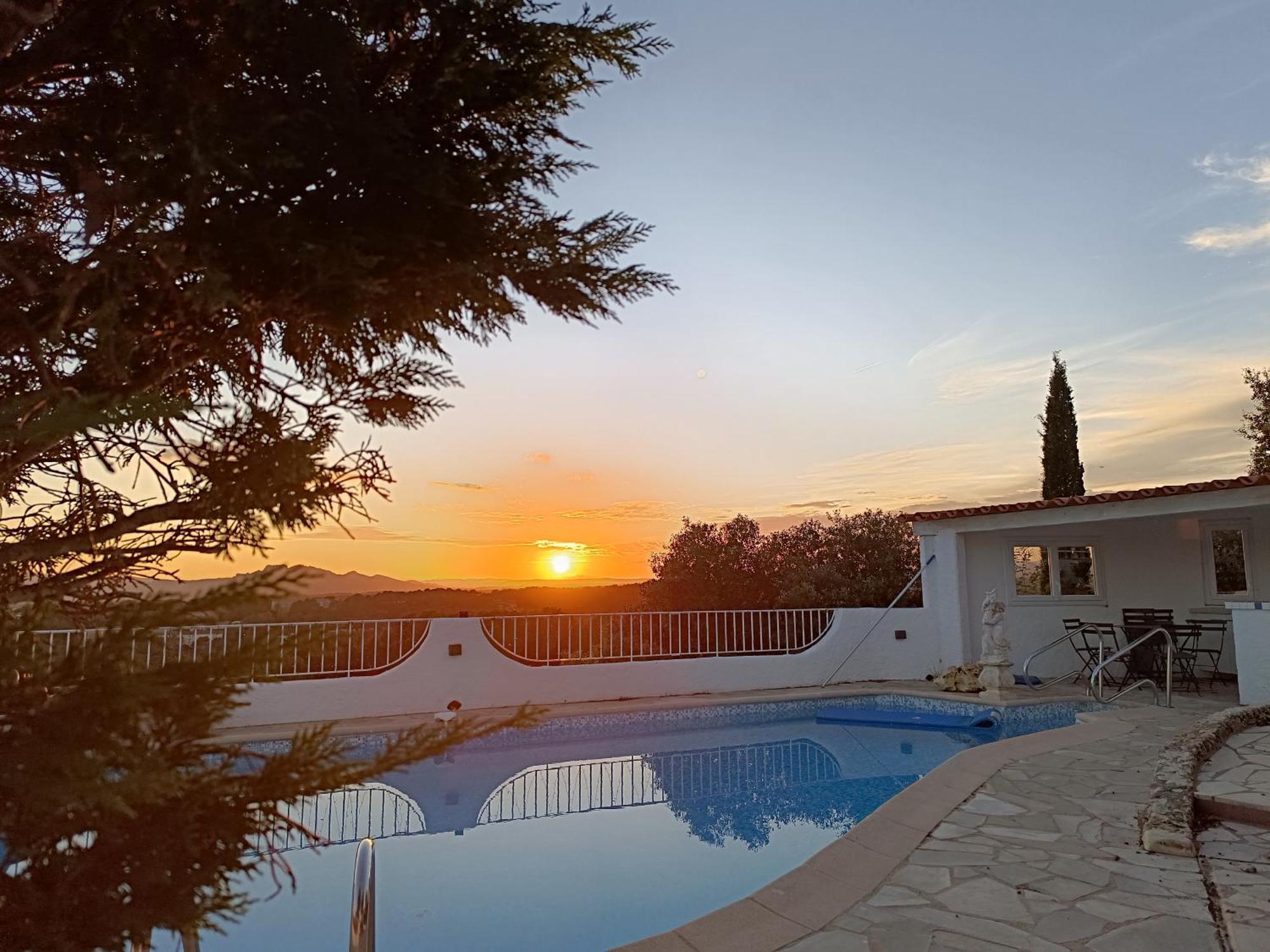 Villa Avec Piscine Privative, Domaine Prive Du Capitou, Frejus