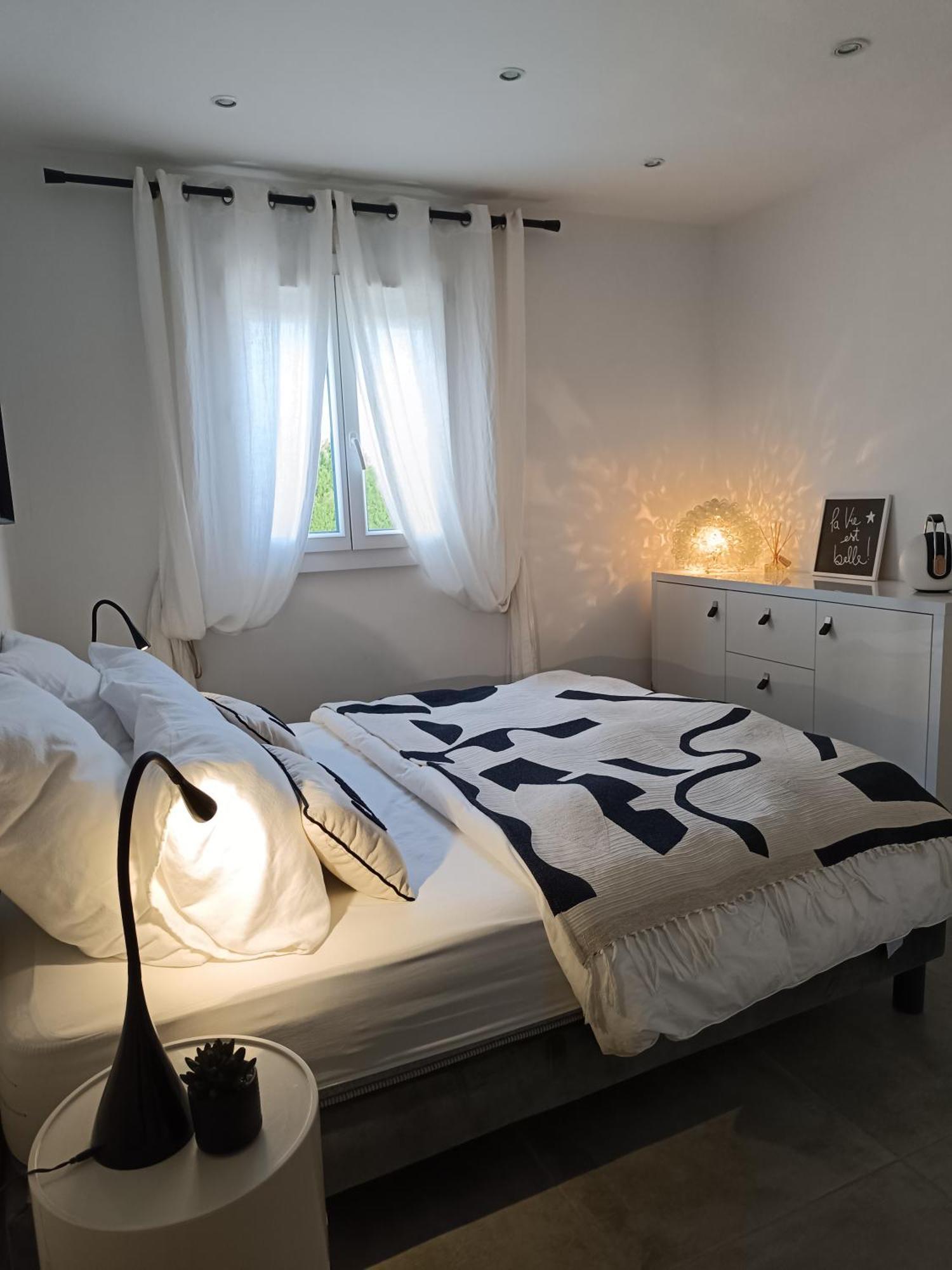 Avec Piscine Privative, Domaine Prive Du Capitou, Frejus